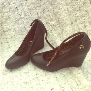 Wedge heels with ankle strap